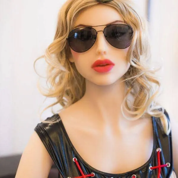 Male Sex Toys WM Dolls 1 Killer Curves 152cm 5ft HCup Big Ass and Boobs Kassandra